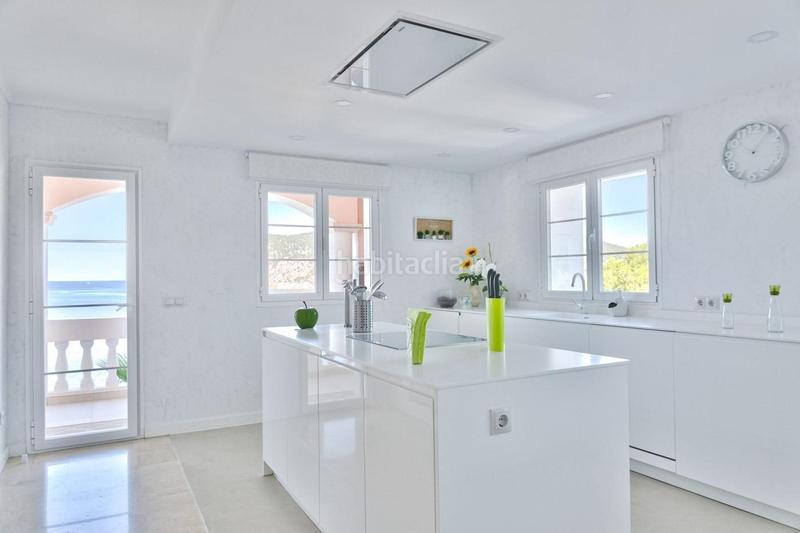 Foto f9d9971e-521e-4de4-a7f6-ffd8ad264180. Chalet avec chauffage parking piscine dans Es Camp de Mar Andratx