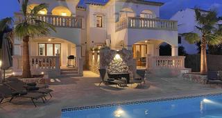 Xalet  Passeig cala pi. Dos casas adosadas en cala pi con licencia de alquiler vacaciona