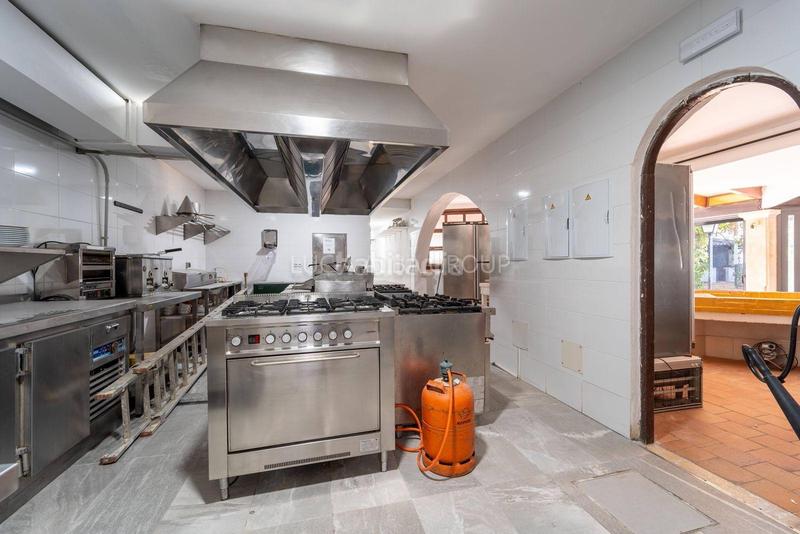 Foto bf5fb792-c6ff-47e6-a6ef-62419968e73b. Location local commercial dans port d´Alcúdia-platja dálcúdia Alcúdia