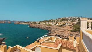 Àtic  Penyes rotges. Ático excepcional en nova santa ponsa  terrazas y jacuzzi con vi