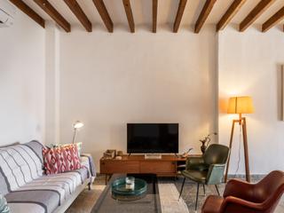 Miete Etagenwohnung in Sant Jaume. Piso reformado de tres dormitorios cerca de ramblas