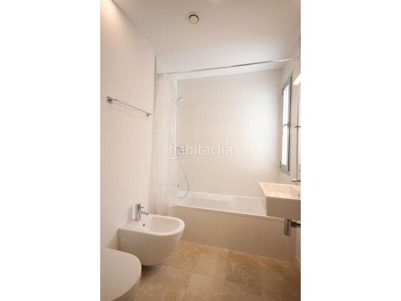 Foto 186822f7-6b9f-4564-b34d-cae18313da29. Affitto piccolo appartamento con parcheggio in Portals Nous Calvià