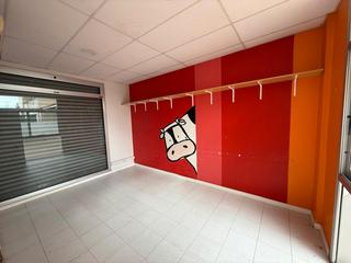 Business premise in Plaça Fiveller