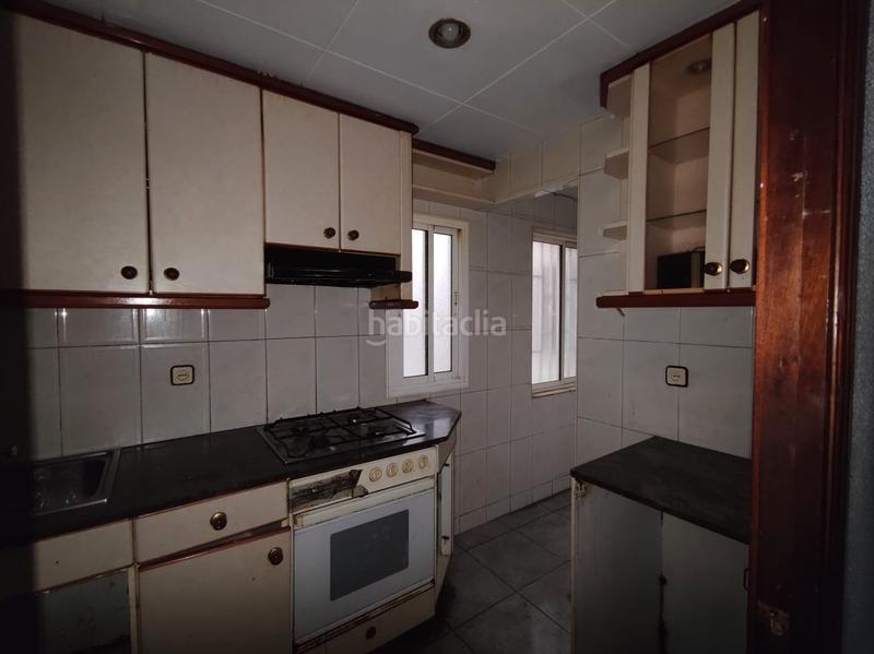 Foto e1d783b3-8925-4b0f-b041-3f70291274fd. Etagenwohnung in Llefià Badalona