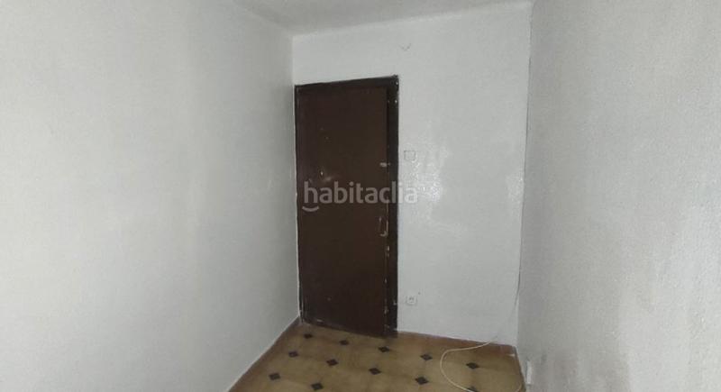 Foto dc8bb7a8-c76f-4c9e-95f8-72d707a44cc5. Pis a Llefià Badalona