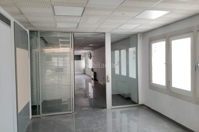 Foto 602fba84-e131-4e23-8071-bcb7cb7de8f8. Location local commercial dans Montgat