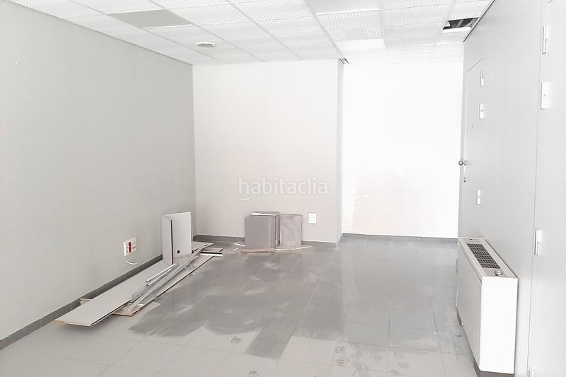 Foto 730a9441-4515-4360-bd90-e6ab98a2600e. Location local commercial dans Montgat