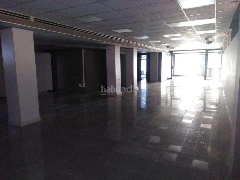 Foto 5b433330-fc69-4b5d-a663-2139ccd8d0d3. Local commercial dans Lloreda Badalona