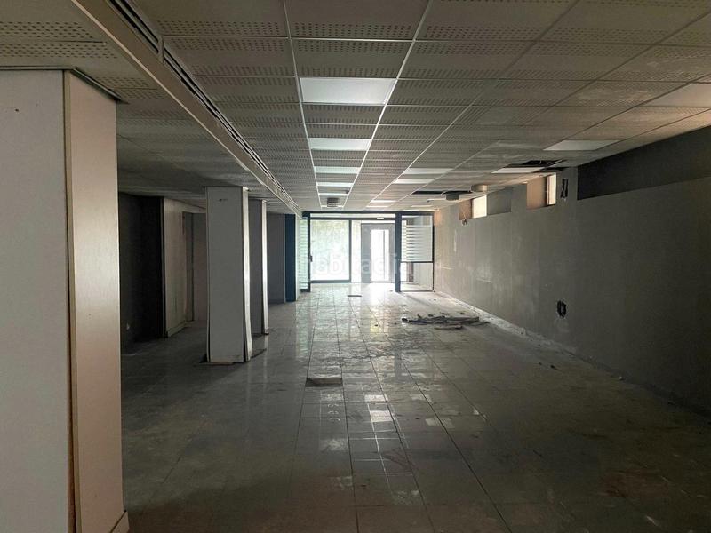 Foto afb2a85a-cb61-4c34-a1fa-5e482617ab2c. Local commercial dans Lloreda Badalona