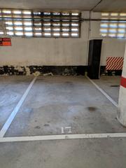 Aparcament cotxe  Carrer de jaume ribó. Parking en canyadó, badalona