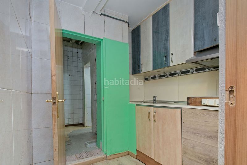 Foto 2302aba3-50ba-4111-866d-18d1bb5dea94. Flat in Lloreda Badalona