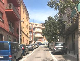 Piso  Carrer de calderón de la barca. Piso en badalona