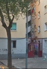 Appartement  Carrer santa joana lestonnac. Piso en badalona