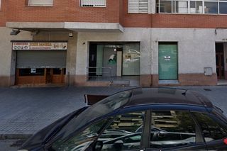 Locale commerciale in Ronda Roca Blanca