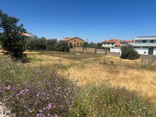 Residential Plot in Calle sosiego 10. Terreno urbano en la zubia oportunidad única para construir tu h