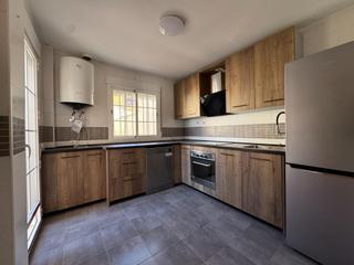 Maison jumelée  Calle granada 25. Espacioso adosado en gevejar  tu nuevo hogar te espera!