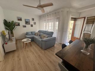 Flat  Calle cuesta del carmen 6. Tu nuevo hogar en el corazón de almuñécar!