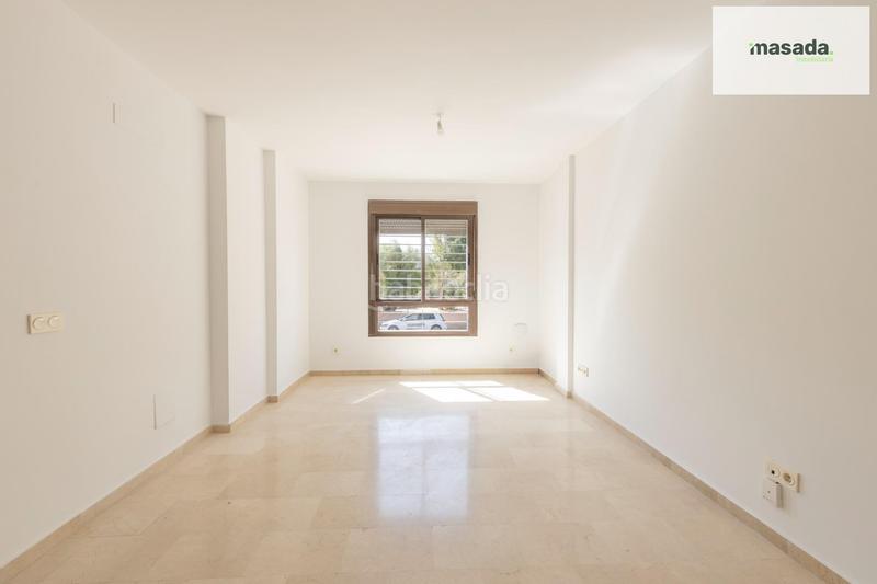 Foto 32ba45a1-c1ff-4236-b982-c412ee03ca0a. Casa adossada amb aparcament a Belicena Vegas del Genil