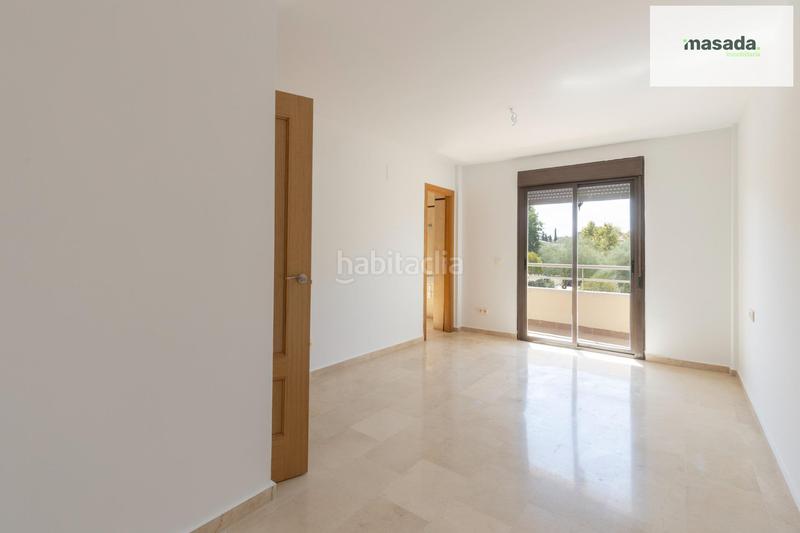 Foto badc6f7d-8ddd-40ff-a03e-b645e069a640. Casa adossada amb aparcament a Belicena Vegas del Genil