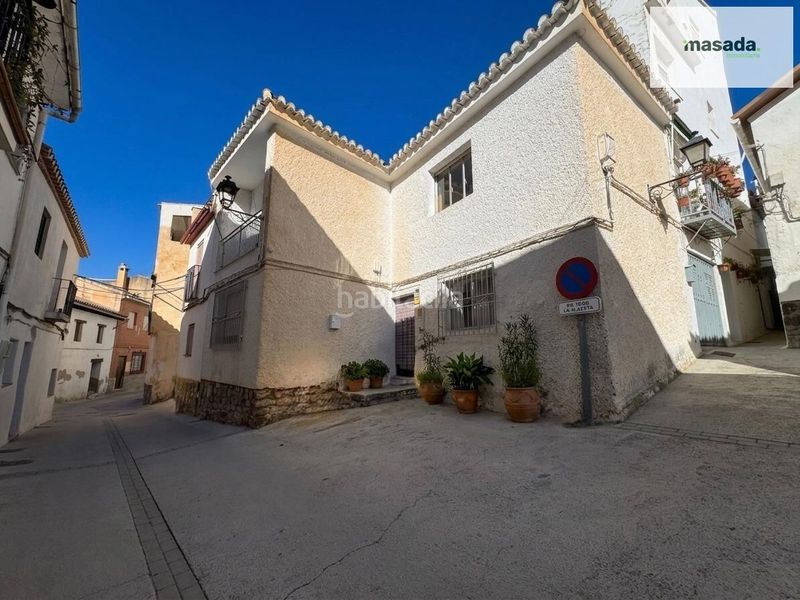 Foto f0c42061-1152-475a-ba74-d18af14af426. Casa a calle río 27 a Quéntar