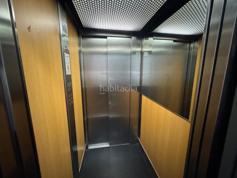 Foto 5f9d7857-aa5d-49aa-8588-19645b4c3ec0. Pis amb calefacció aparcament a Centre Castelldefels