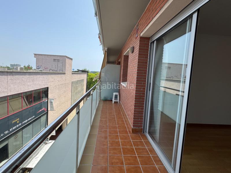 Foto a00374ac-1ecd-48d8-b64b-fe8306fd3a9b. Pis amb calefacció aparcament a Centre Castelldefels