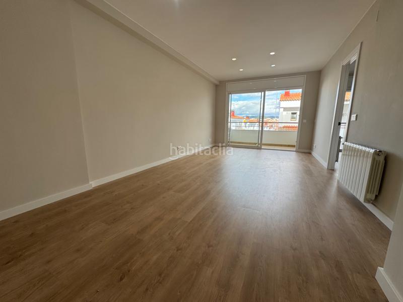 Foto f53eb809-f5f0-4b01-8832-6f05b4420735. Piso  recién reformado en blanes en Ardales