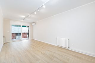 Etagenwohnung in Estació de França. Piso reformado a estrenar de 4 habitaciones