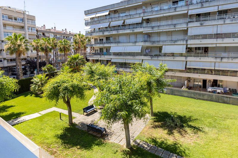 Foto c018a6a5-55c0-4262-8224-7f22e1de9d19. Pis amb calefacció piscina a Barenys Salou