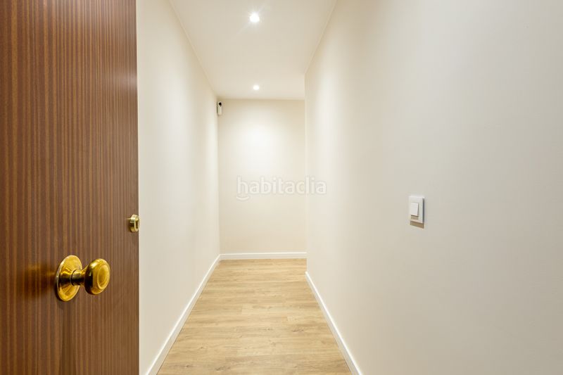 Foto 0daa091b-a853-4d9d-a8ea-888d57cd19ef. Pis a Carmel Barcelona