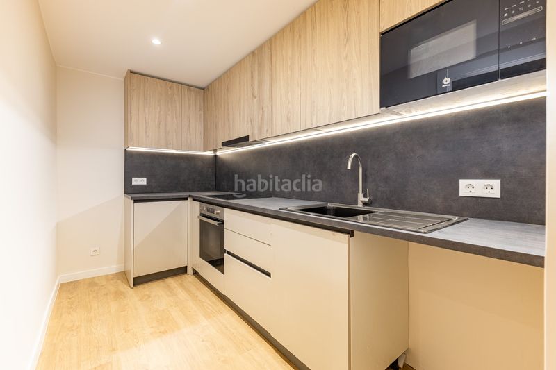 Foto 477b89fc-5832-4f8b-a84b-ff068b407fad. Pis a Carmel Barcelona
