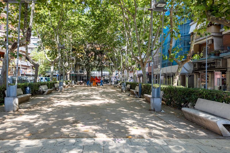Foto b364585f-4093-4af4-9e6a-e367073c11df. Local commercial avec chauffage dans Centre Castelldefels