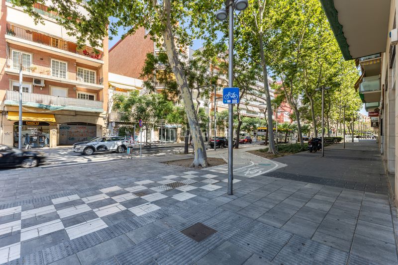 Foto b3b62cea-5257-4a9b-aab3-51cbfb85bf1e. Local commercial avec chauffage dans Centre Castelldefels