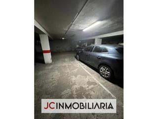 Aparcament cotxe  Puente colgante. Garaje en venta en calle del puente colgante, 49