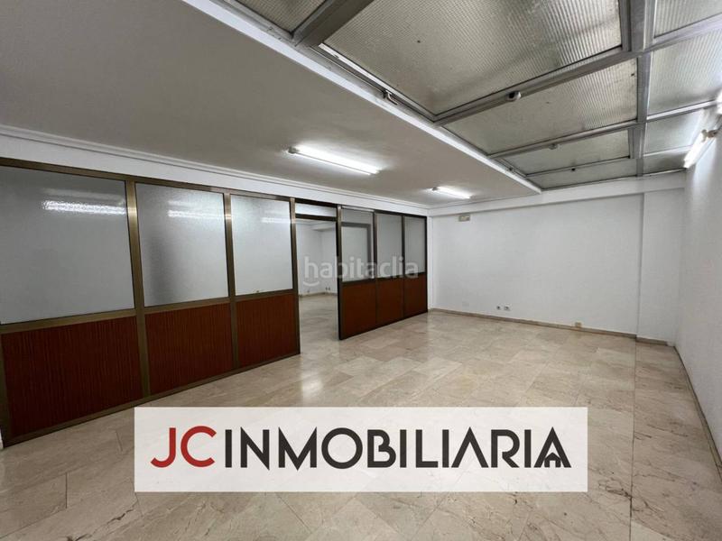 Foto be1f078b-9a8e-4ec6-b3c5-40250e538cfb. Affitto locale commerciale in pasaje de la marquesina 14 in Valladolid