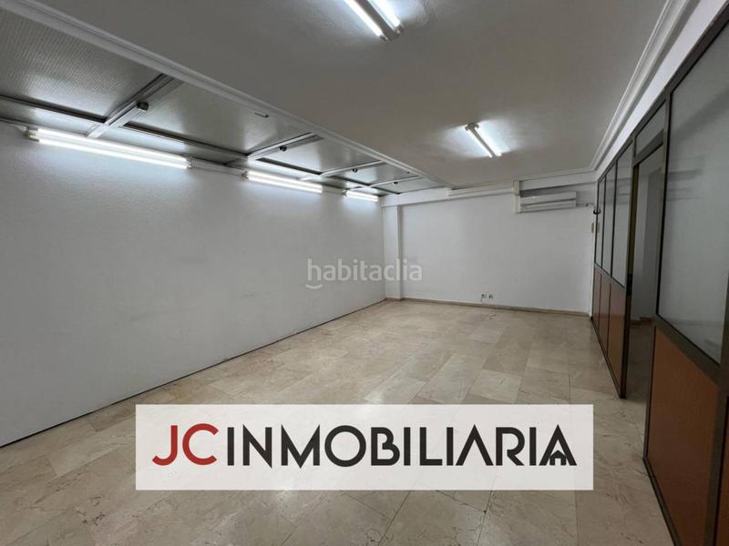 Foto 0fa006b4-3fc1-4fc4-ba15-5d81e25caf06. Location local commercial dans pasaje de la marquesina 14 dans Valladolid