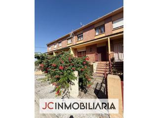 Casa  Nueva de los hoyos. Estupendo chalet adosado en san miguel del arroyo.