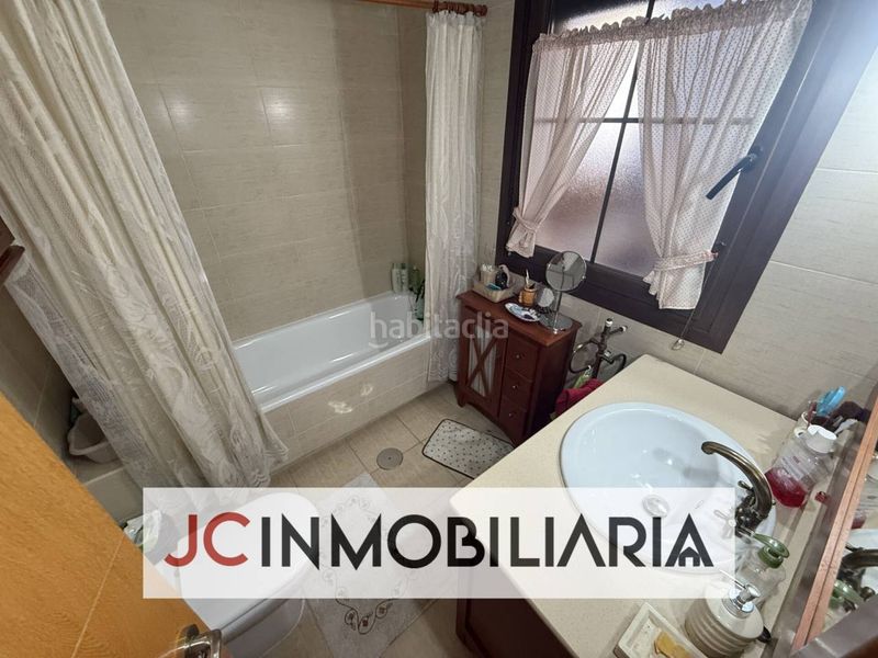 Foto 08874852-73df-4400-b0ab-caeddcd6736f. Casa amb calefacció aparcament a Venta de Baños
