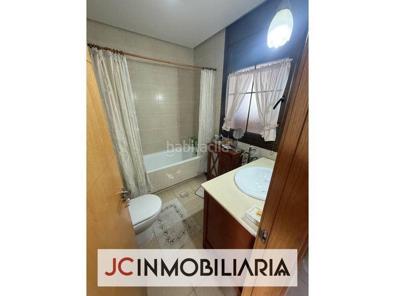 Foto 0cd9c72d-b140-4af7-9a5b-4e0d1c3717c8. Casa amb calefacció aparcament a Venta de Baños