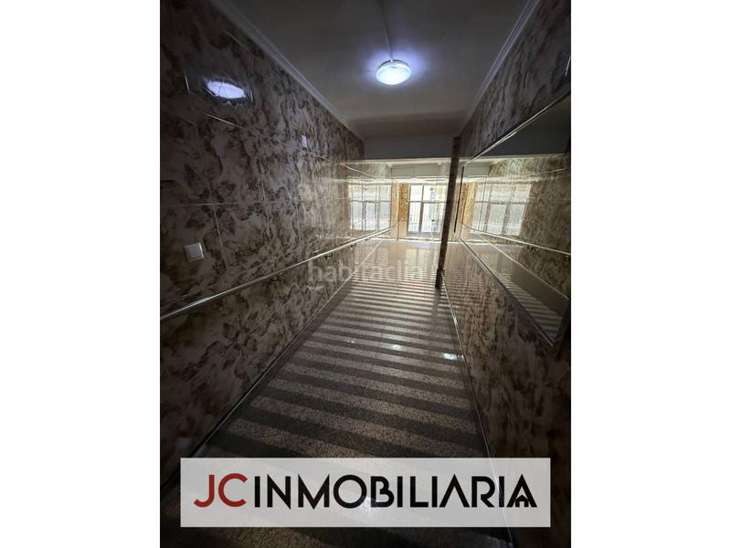 Foto c9135ecc-7f9a-4812-b13f-ceaaf8505777. Appartamento con riscaldamento parcheggio in Delicias Valladolid