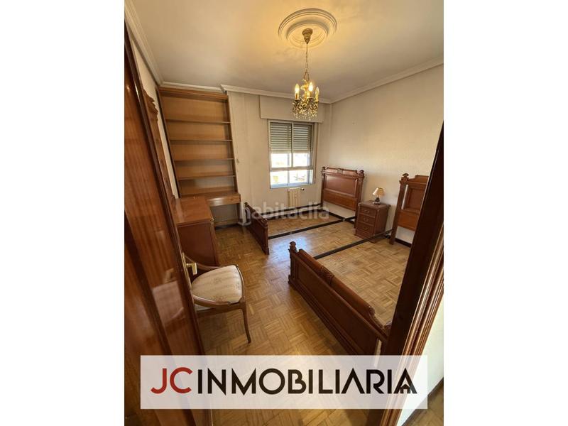 Foto cd990a5e-3d6d-4980-88ca-799c25aa0654. Flat with heating parking in Centro Valladolid