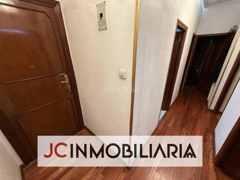 Foto 54b3e067-b67f-48f6-9327-986a2276aeb6. Flat with heating in Vadillos Valladolid