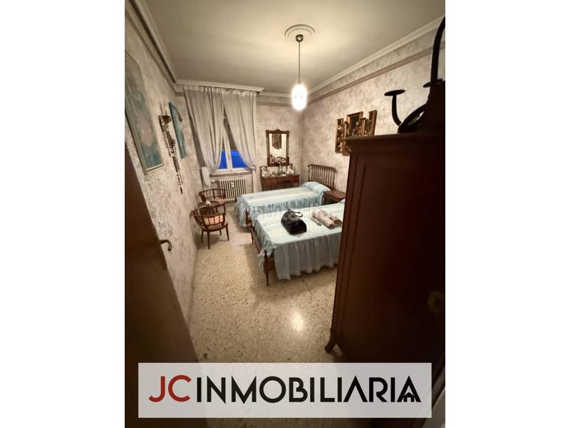 Foto 871bee75-2cb3-4bc7-8fe5-8da347b3d6a6. Pis amb calefacció aparcament a Campo de la Juventud Palencia