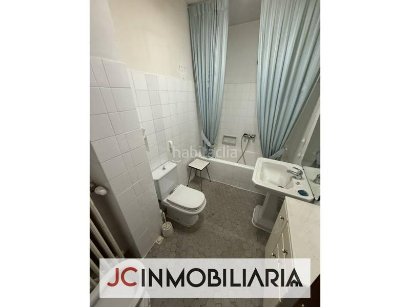Foto d2f1c0e3-4fd5-46b2-9501-63190e601319. Pis amb calefacció aparcament a Campo de la Juventud Palencia
