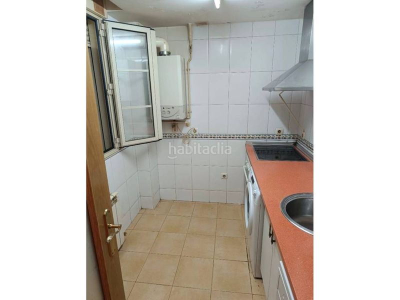 Foto e8d670c1-e190-402b-9e75-888383e0e423. Pis amb calefacció aparcament a Tudela de Duero