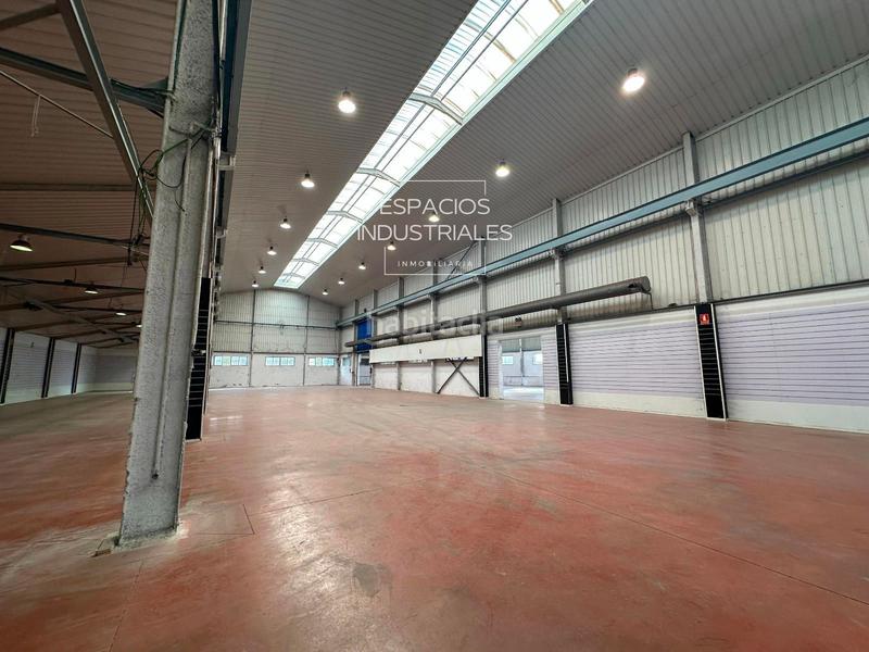 Foto cf09d0fb-9039-40e3-bb0b-33d320da14c7. Location bâtiment à usage industriel dans Mejorada del Campo