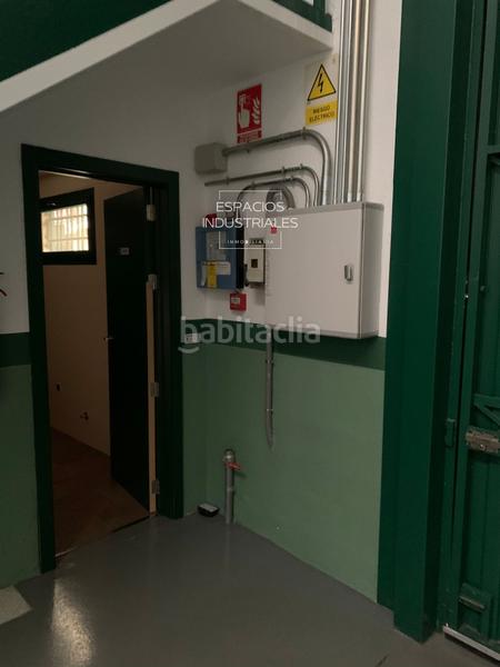 Foto 044eeb35-d3b0-46ab-86de-24a6128ea862. Capannone industriale in Centro Valdemoro