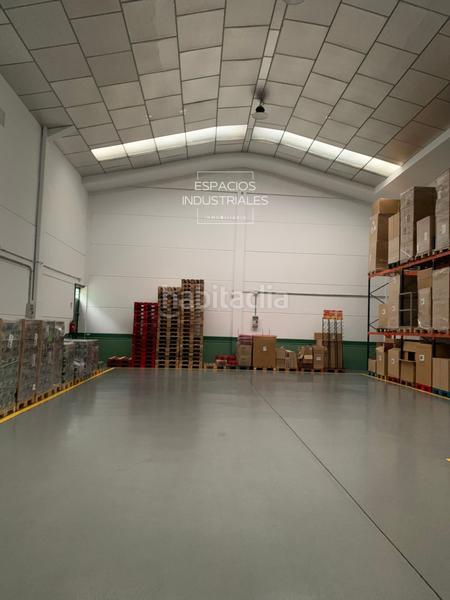 Foto 0c92d373-24a1-4b7c-a7a3-98f4217150ef. Capannone industriale in Centro Valdemoro