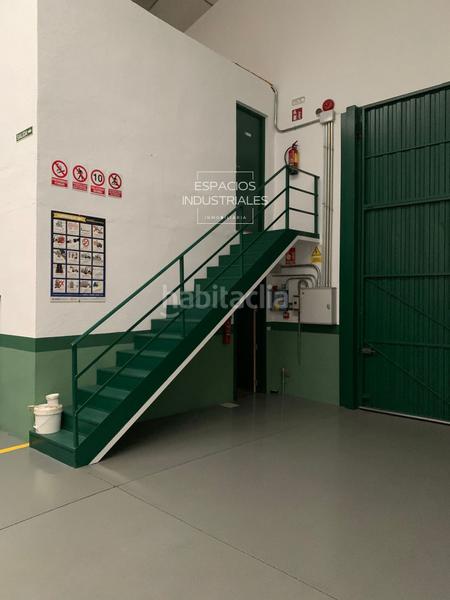 Foto 1e754d59-da3f-4b99-950c-bb4d9cf6adf0. Capannone industriale in Centro Valdemoro