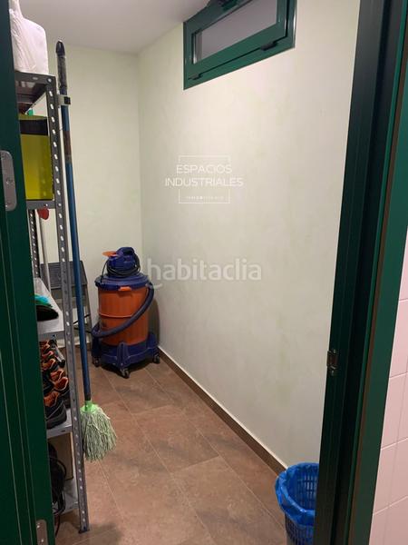 Foto 75c25510-1622-4d20-bbff-b59a8d1696de. Capannone industriale in Centro Valdemoro